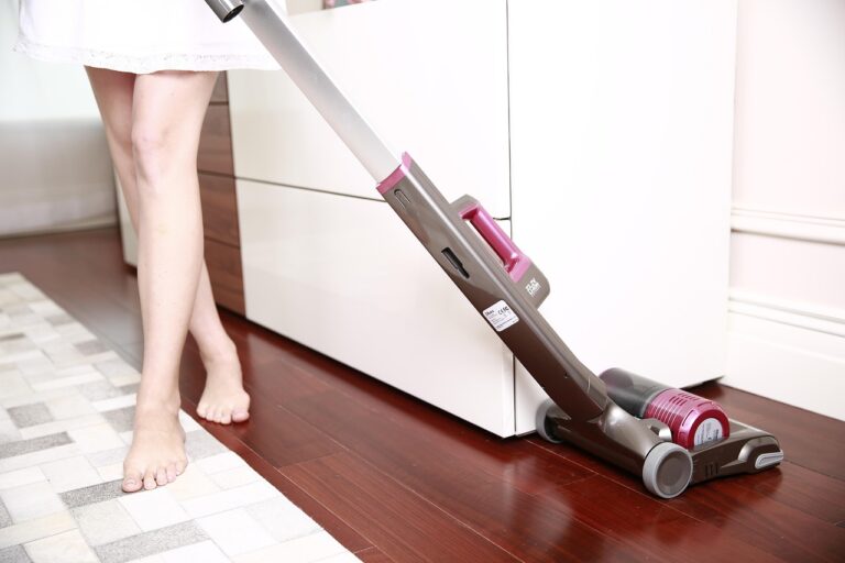 “It’s Like a Tornado in Your Living Room”: Discover This Powerful Jimmy JV9 Pro Aqua Vacuum Cleaner Revolutionizing Home Cleaning